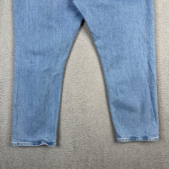 Levis Premium Jeans Womens Size 32x26 Light Stone Wash Wedgie Straight Fit - Picture 5 of 12